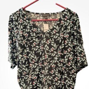 Lane Bryant Perfect Sleeve Floral V-Neck Blouse 18/20 Black Blue Accents
